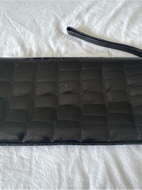 J.Elizabeth Black Alligator-Embossed Leather Wristlet